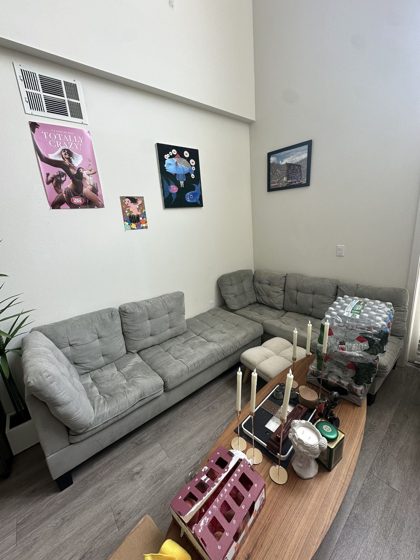 Large L-Shaped Couch/Sofa (Fresh cleaned)