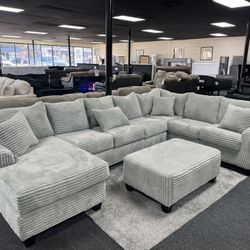 U Shape Sectional. 🚚WE DELIVER🚚