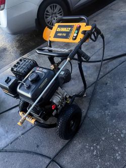 Dewalt 4400 psi pressure washer costumer return to Home Depot as is