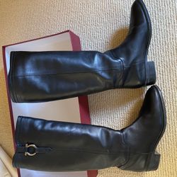 Ladies Ferragamo Boots Size 9.5
