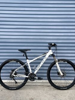 Carrera kraken 27.5” Mountain Bike 