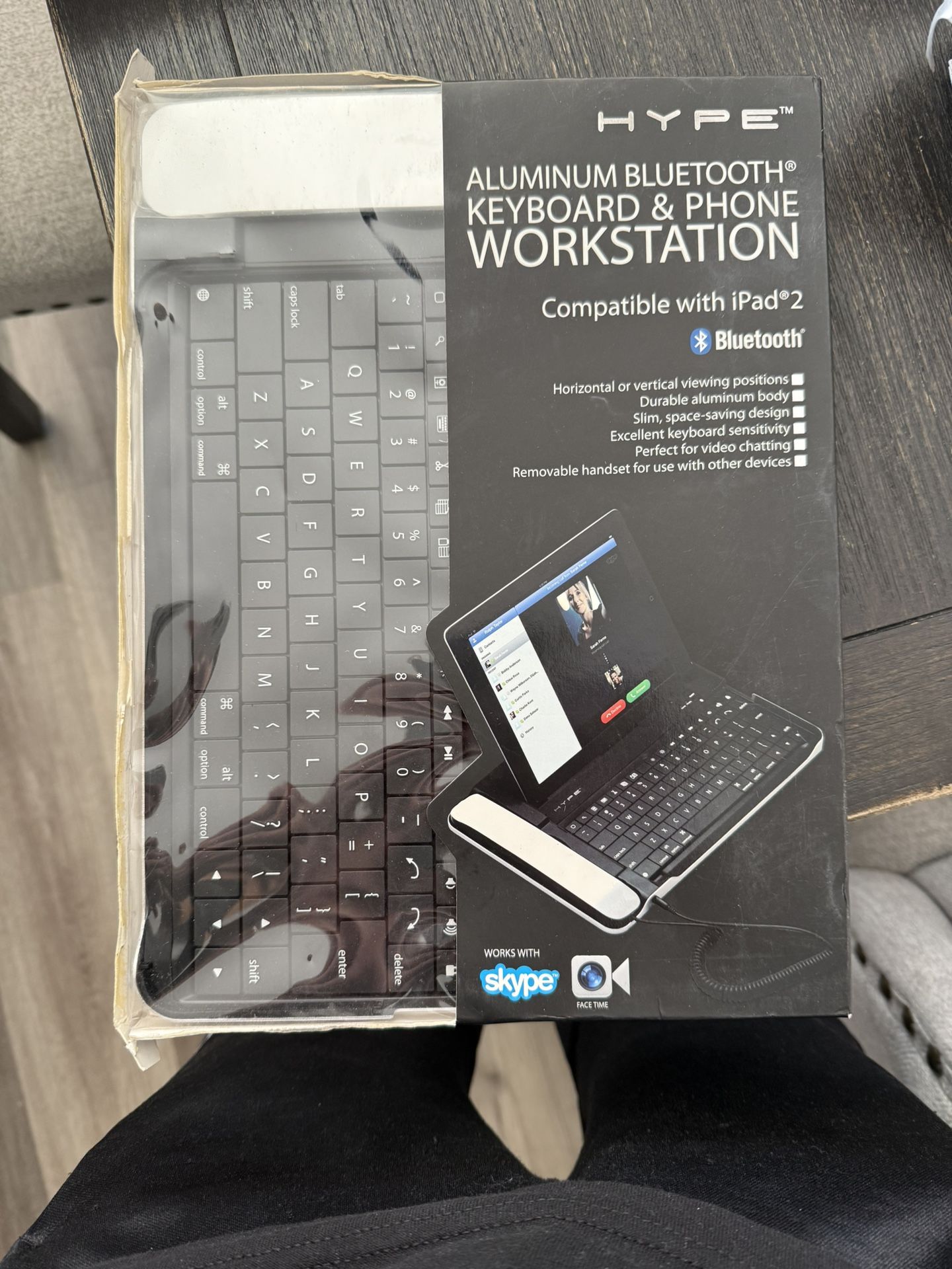 Hype Deluxe All-In-One Bluetooth Keyboard Workstation