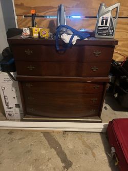Vintage Cherry Wood 5-Drawer Chest Dresser