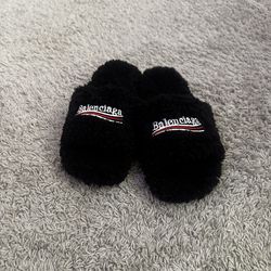 Balenci slides