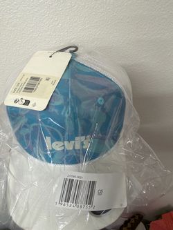 Levi's Bucket Hat New with Tags