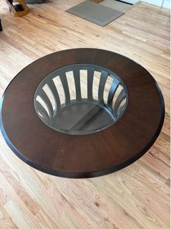 Wood coffee/accent table