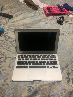 MacBook Air 2015 starts but screen does not turn on