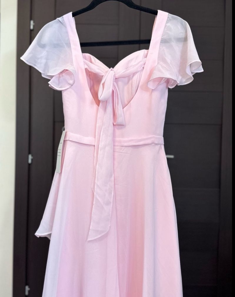 Elegant Pink Ruffle Dress