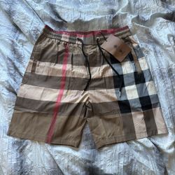 Burburry shorts