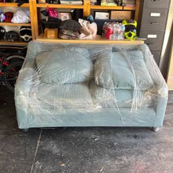 IKEA Sofa 