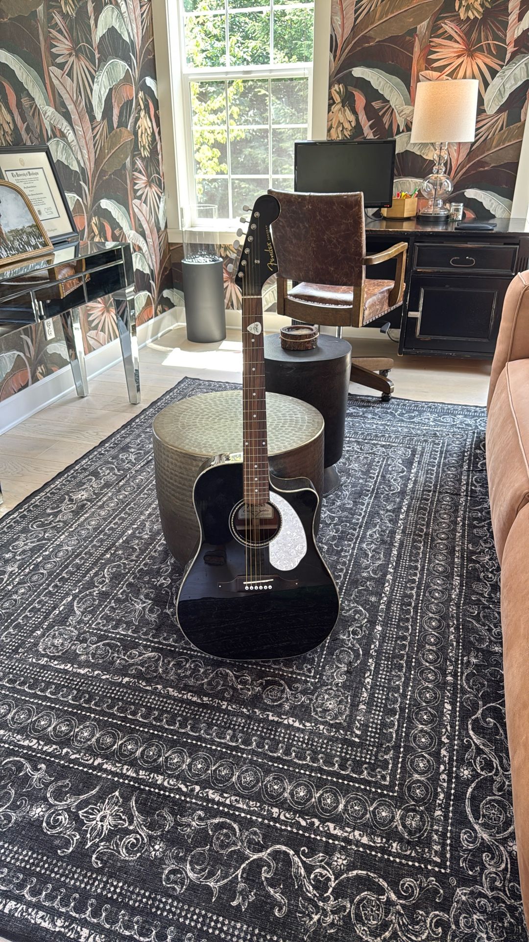 Fender Sonoran