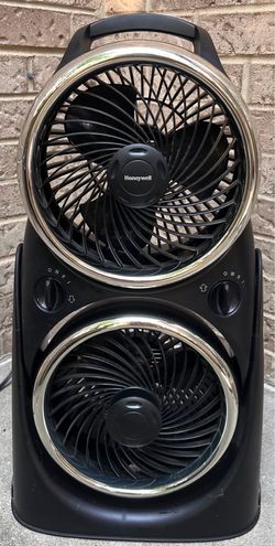24” Black Honeywell whole room fan 2 independently controlled fans 3 speed settings per fan 90 pivot