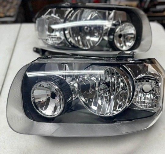 05-07 Ford Escape Headlights Luces Micas Faros Faroles Focos