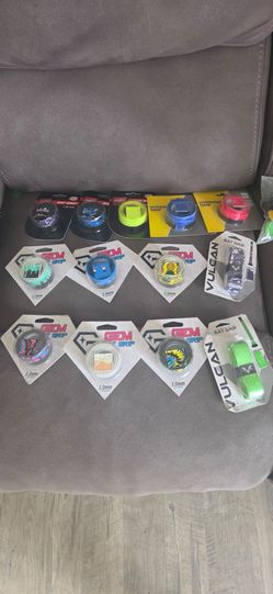 Bat grips