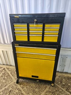 Locking Stanley Rolling Tool Chest with Top Box, 9 Drawers,