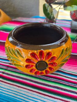 Maceta pequen̈a($ 15 cada una)