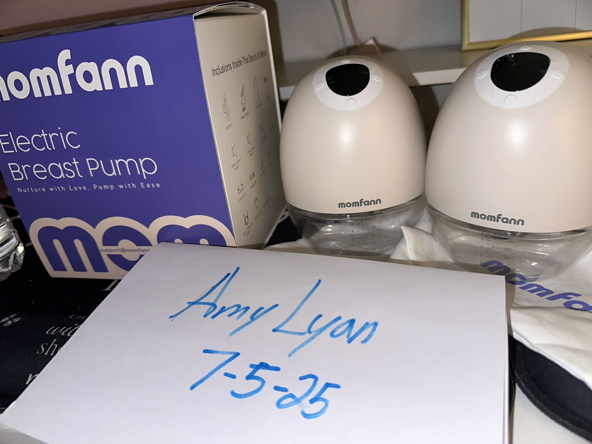 Momfann Wearable Breast pump