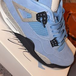 Jordan 4 university blue