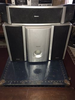 Pioneer surround sound (speakers only)