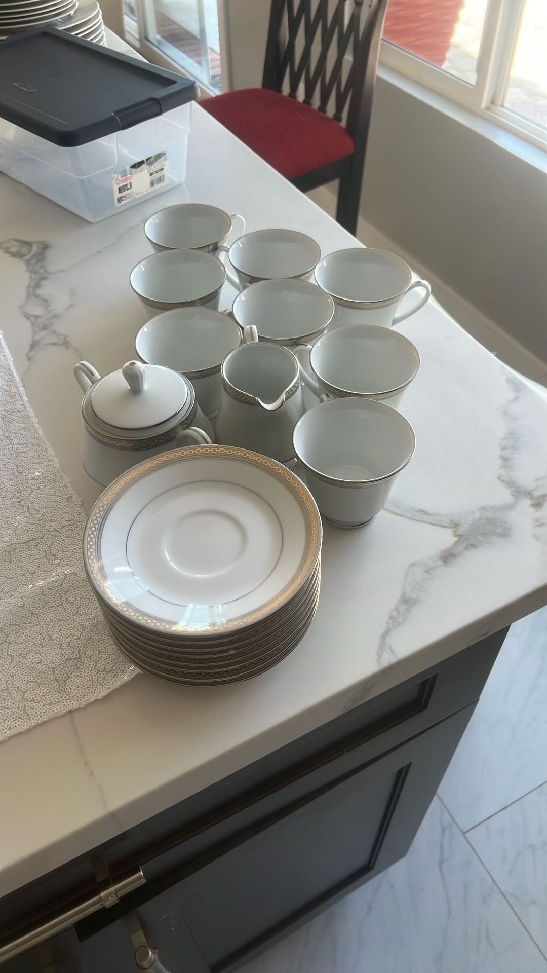 Noritake Legacy Splendor Tea Set 8  