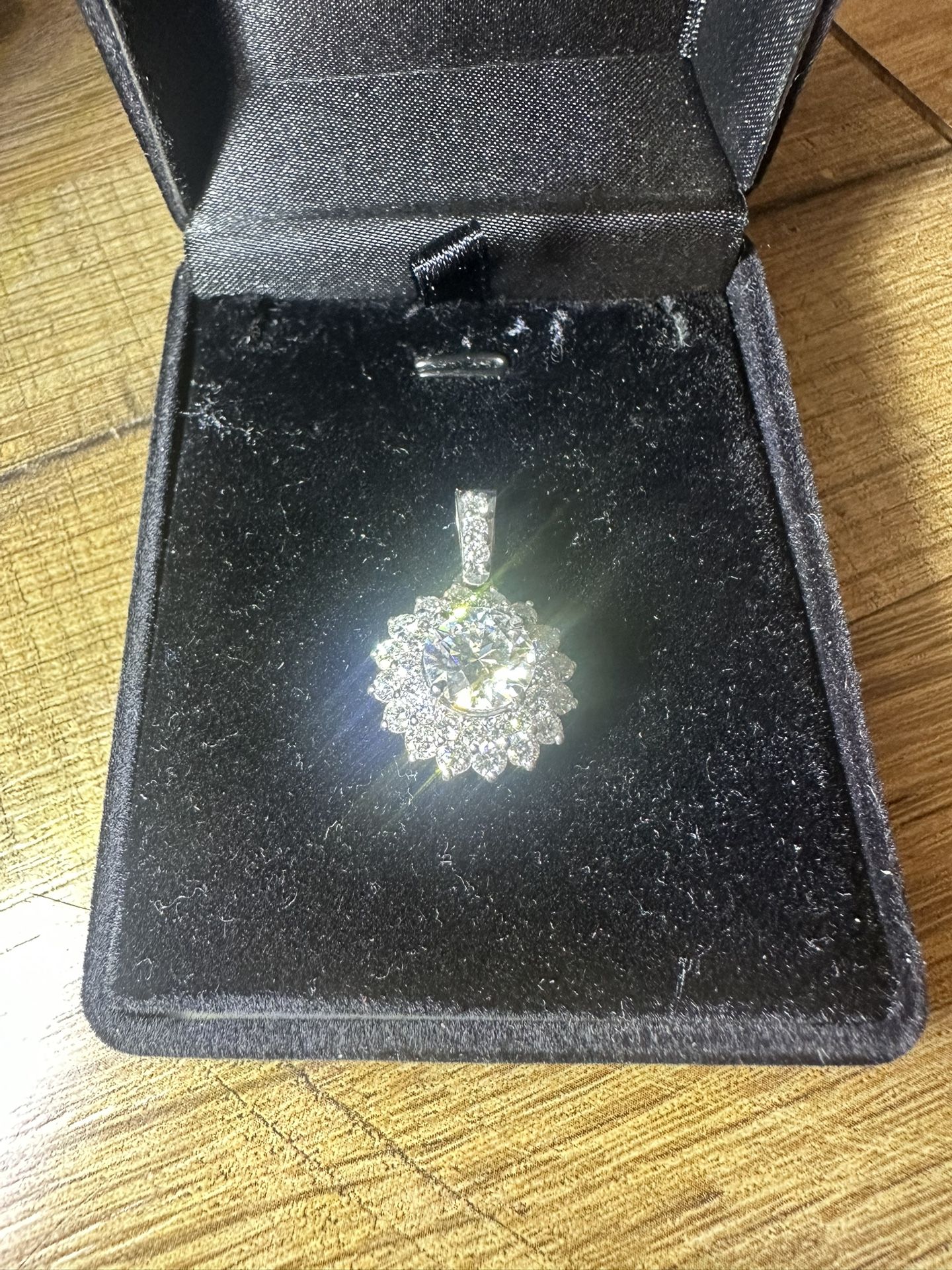 Mossinite Center Pendent With Natural Diamonds