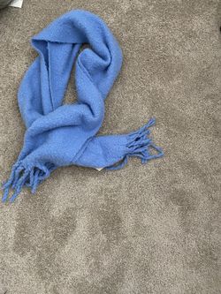 New Hollister Scarf