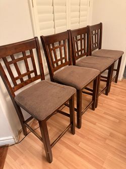 Barstools 4 set chairs