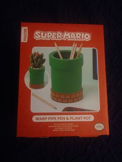 Super Mario Bros Warp Pipe Pen and Plant Pot