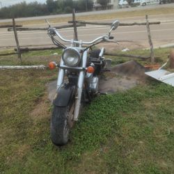 2002 Honda Shadow 750