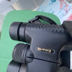 Binoculars 