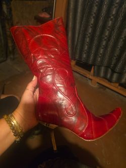 White diamond red boots