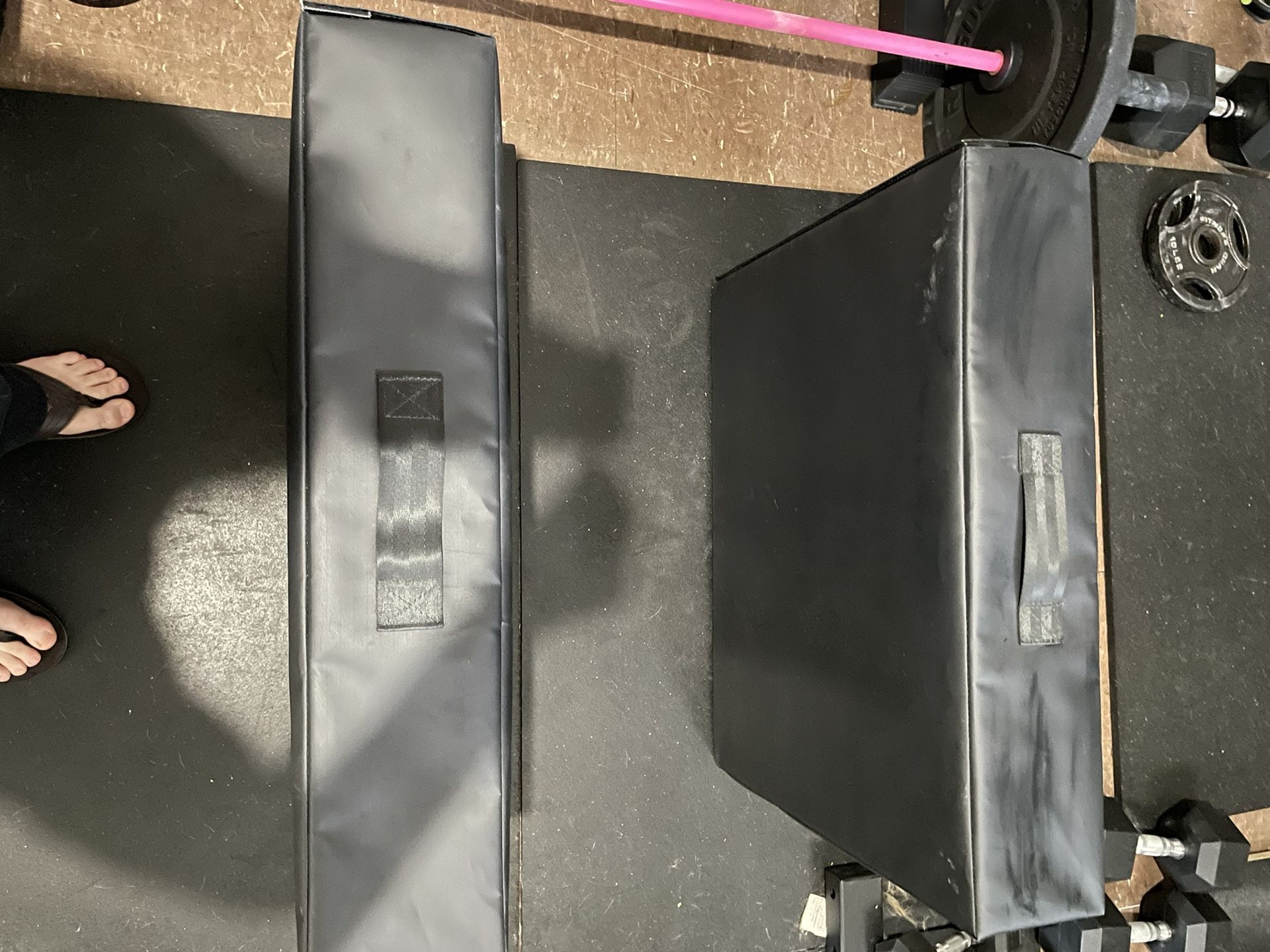 Rogue CRASH CUSHION Weight Crash Pads for Sale in WA OfferUp