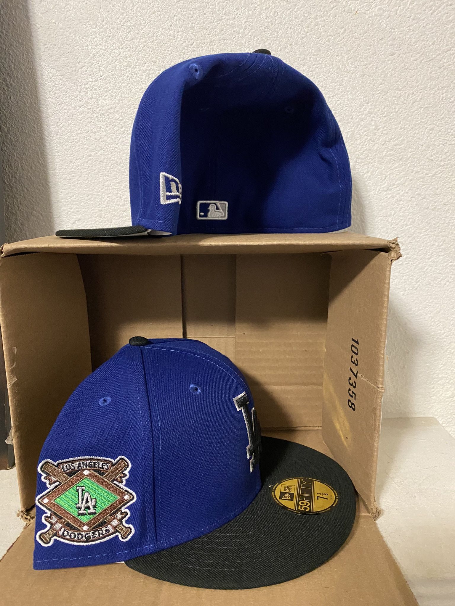 Black Los Angeles Dodgers New Era Royal Blue Undervisor 59 Fifty Fitted Hat  Size 7 1/4 for Sale in South Gate, CA - OfferUp