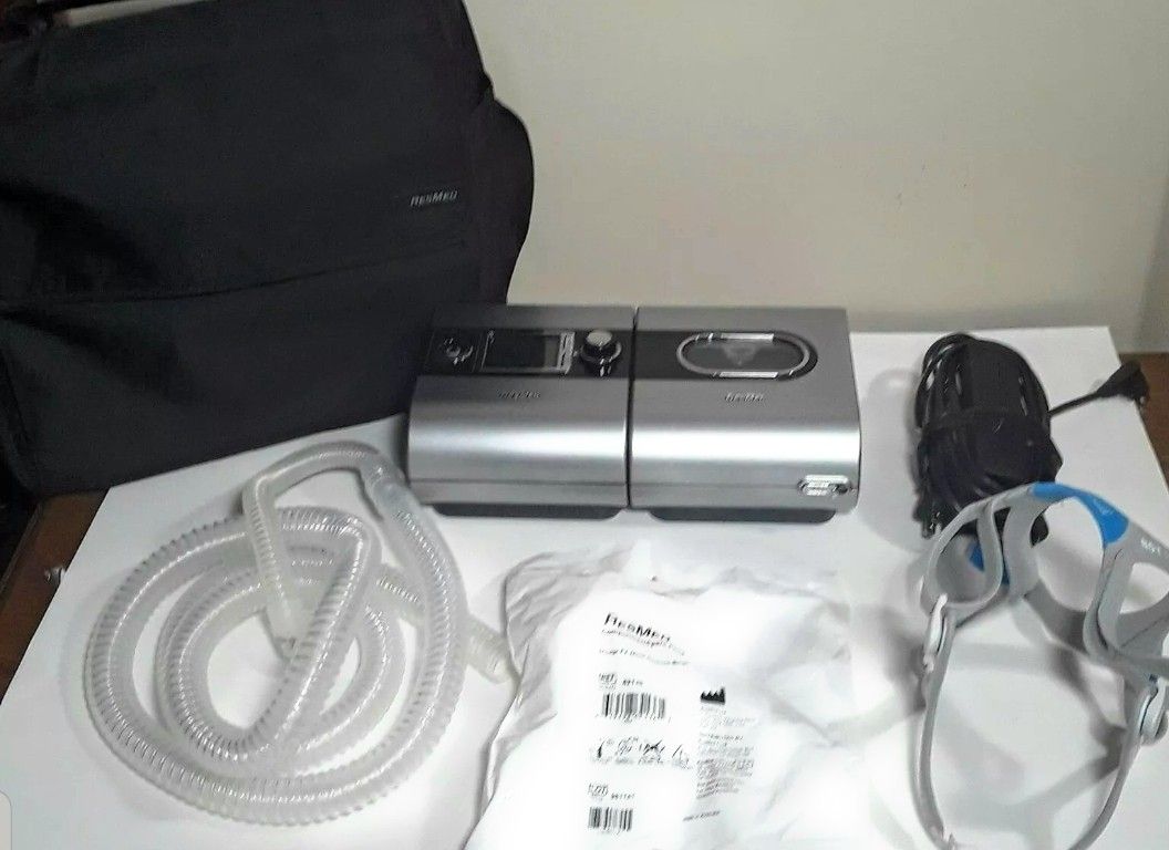 Resmed S9 H5i Heated Humidifier CPAP Machine