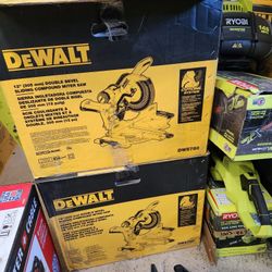 DEWALT
15 Amp Corded 12 in. Double Bevel Sliding Compound Miter Saw with XPS technology, Blade Wrench and Material Clamp