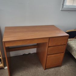 OFFICE/STUDENT DESK WITH 3 DRAWERS (HOME10)