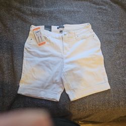 DKNY JEANS SHORTS