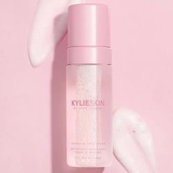 Kylie Skincare Foaming Face Wash BNIB