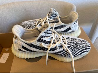 Yeezy 350 zebra