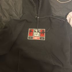 obey black hoodie