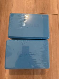 Gaiam Yoga Blocks Set of 2 Blue Foam 9x6x4 Pilates Stretch NEW SEALED