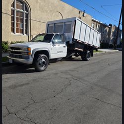 Silverado motor 7.4 de gasolina ⛽️ dompe de 10 Toneladas