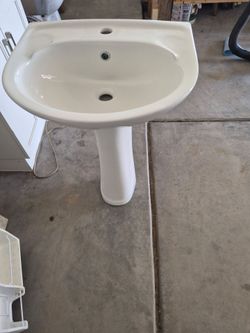 Pedestal Sink NOS