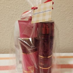 Brand New Bath & Body Works Full Size Gift Sets $20 EACH💕💓❤️