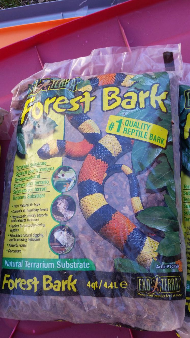 Forest bark bedding