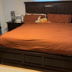 7pc king bedroom with set lamps