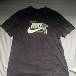 Nike Tropical Tee