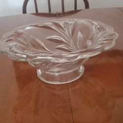 Vintage I ndiana Glass Bowl 11.5 Fruit Bowl/Certer Piece.