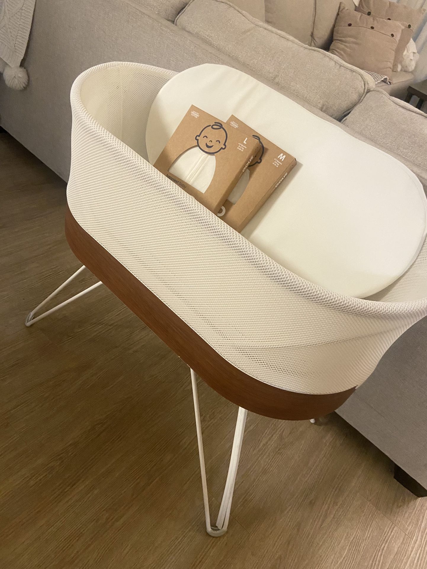 Snoo Smart Sleeper for Sale in Long Beach, CA OfferUp