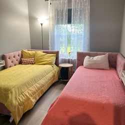 TWO PINK Girls Twin Beds W Bunkie Boards